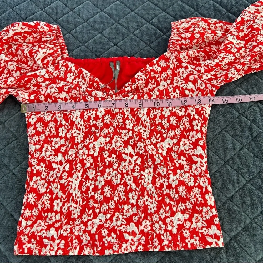 Anthropologie Top Women’s XS Shirt Floral Red Puff Sleeve Blouse B4